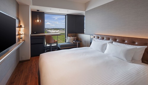 Standard Double Room, 1 King Bed, Non Smoking, Airport View (For 2 people)