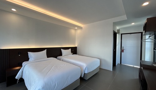 Room, Multiple Beds, Non Smoking