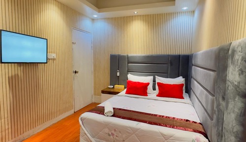 Economy Triple Room