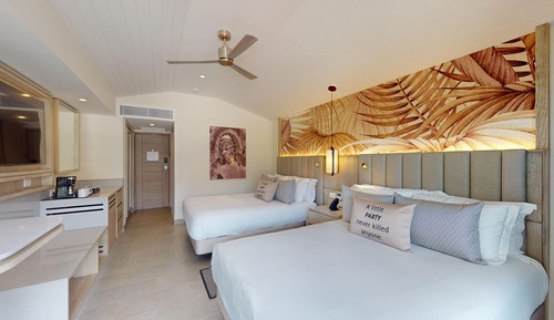 Luxury Pool view Room King