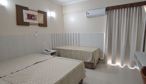 Apartment 909