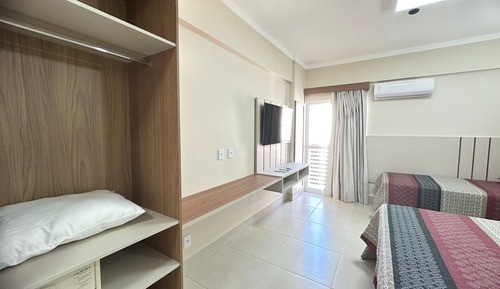 Apartment 519