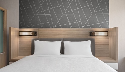 Suite, 1 King Bed