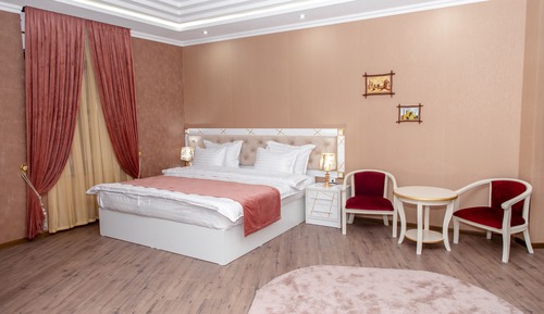 Deluxe Quadruple Room
