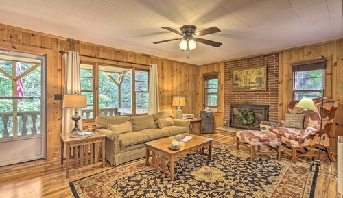 House (2 Bedrooms)