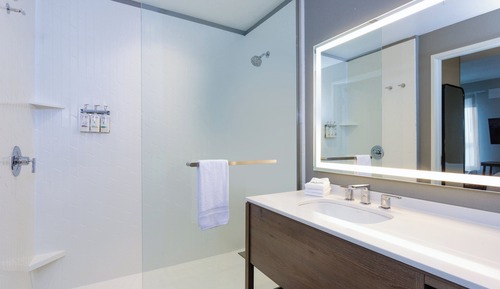 Studio Suite, 2 Queen Beds, Kitchen, Lake View