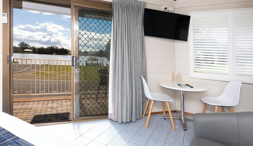 Standard Cabin