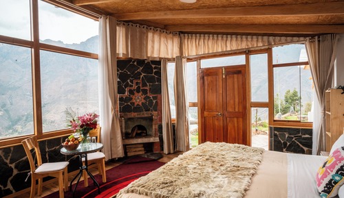 Grand Suite, 1 King Bed, Jetted Tub, Valley View