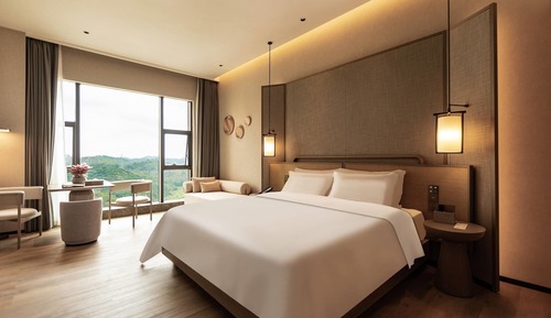 Superior Room, 1 King Bed