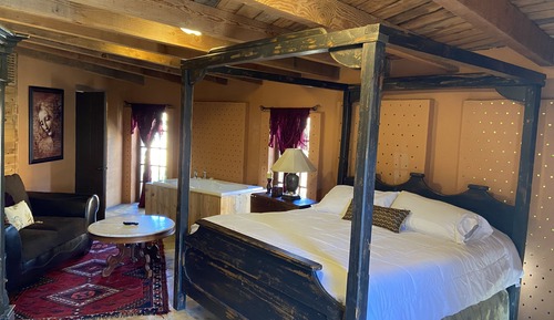 Executive Studio Suite
