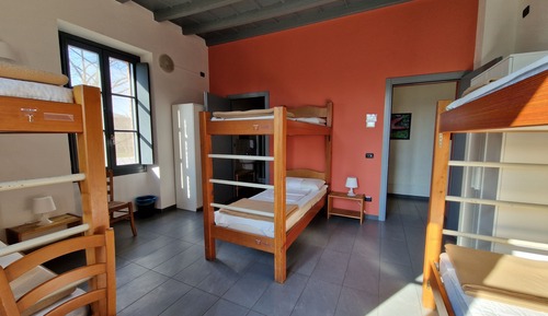 Shared Dormitory, Mixed Dorm (Dormitorio Misto bagno interno)
