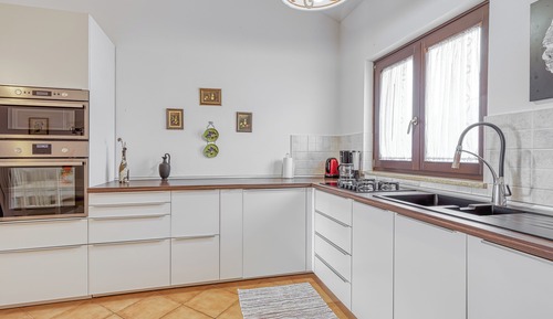 Family House, 2 Bedrooms, 2 Bathrooms (Pool House Kristina near Poreč)