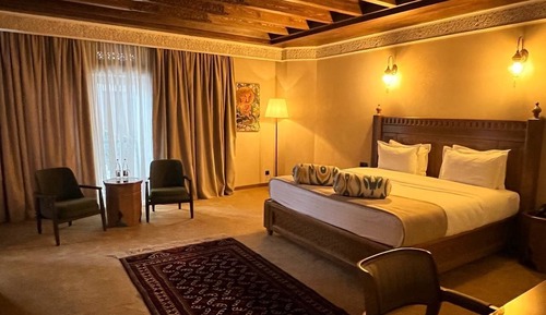 Deluxe Double or Twin Room