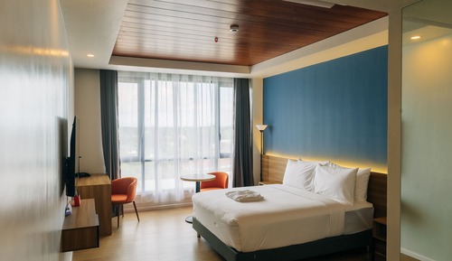 Deluxe Room, 1 Queen Bed