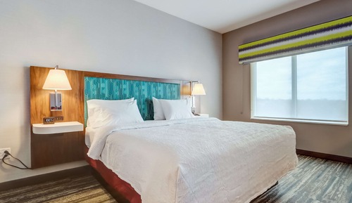 Studio, 1 King Bed, Accessible (Hearing)