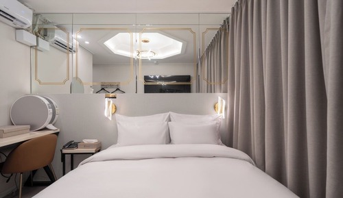 Standard Room (A)