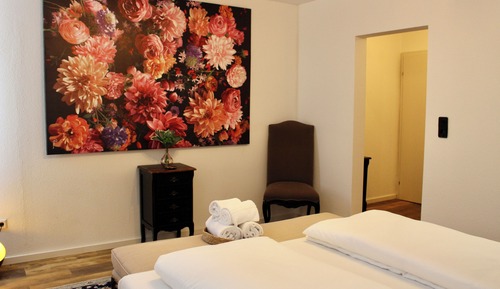 Double Room, 1 King Bed