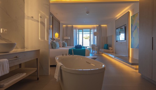 Swim Out Princess Junior Suite