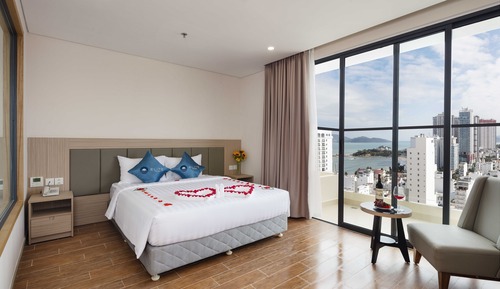 Senior Double or Twin Room, Sea View