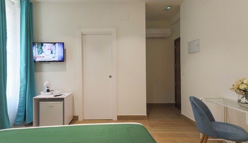 Superior Double Room, Private Bathroom, City View