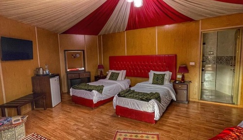 Deluxe Tent, 3 Twin Beds