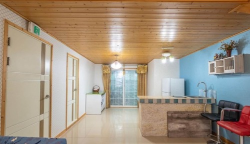 Room (Annex building-Isul (duplex))