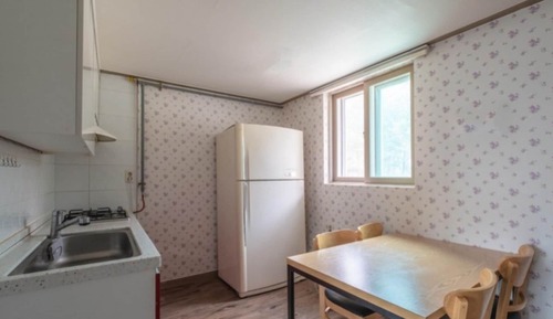 Room (Main Building-Special Issue 1)