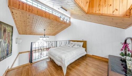 Room (Annex Building-Lake (Duplex))