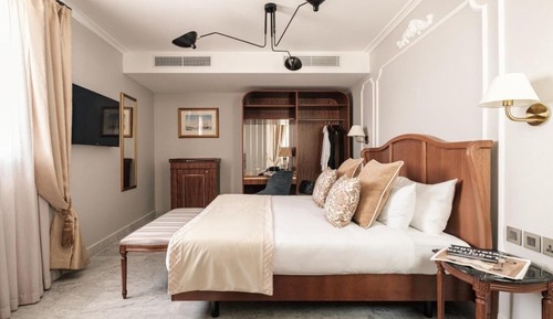 Classic Double or Twin Room