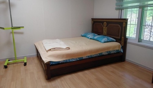 Room (Chrysanthemum room)