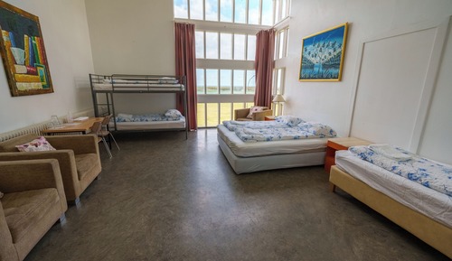 Executive Room (Shared Bathroom)