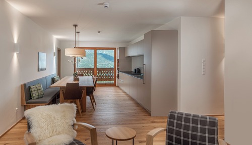 Deluxe Apartment with 2 Balconies & Panoramic View