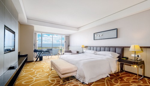 Room, 1 King Bed, Sea View