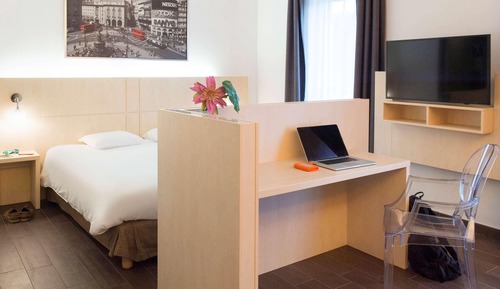 Suite, Multiple Beds