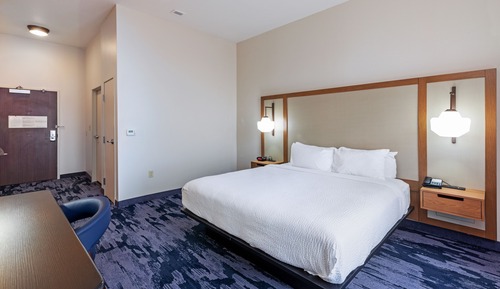 Room, 1 King Bed, Bathtub (Mobility/Hearing Accessible, Tub)