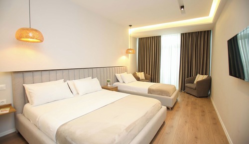Deluxe Triple Room, Balcony