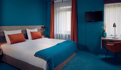 Comfort Double or Twin Room, Bathtub