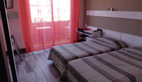 Basic Twin Room