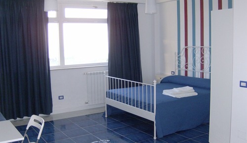 Studio, Kitchen (4 pax)