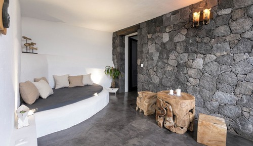 Exclusive Suite, 1 King Bed, Private Bathroom, Garden Area