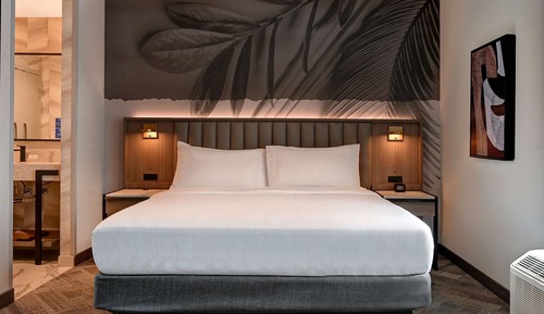 Studio Suite, 1 King Bed, Non Smoking