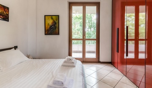 Apartment (1 Bedroom)