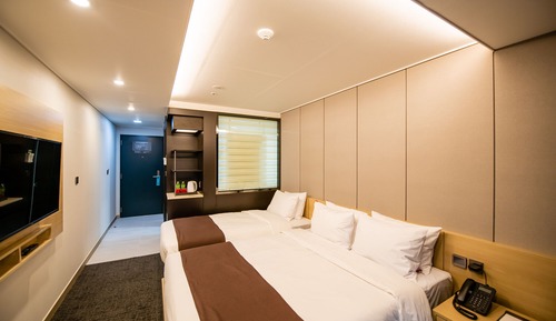 Standard Twin Room
