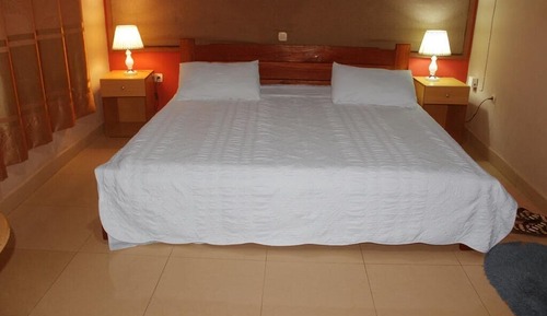 Standard Single Room, Balcony, Lake View