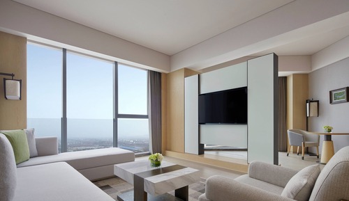 Club Suite, 1 Bedroom, City View