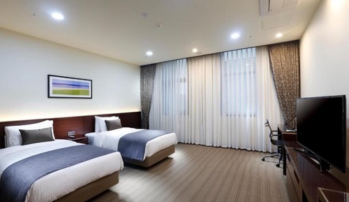 Room (Family Twin (Breakfast for Two Includ)