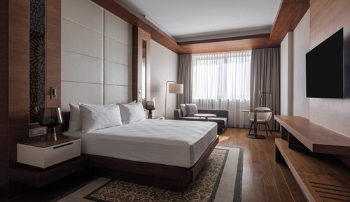 Superior Room, 1 King Bed