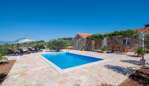 Villa (Two-Bedroom with Pool and Terrace)