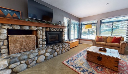 Condo, 2 Bedrooms