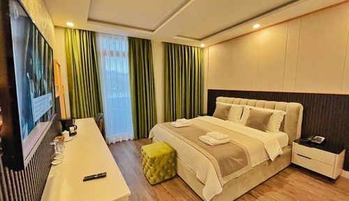 Double Room, Balcony